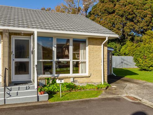 4/170 Waterloo Road, Central Hutt