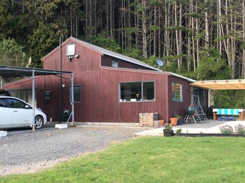 127 Mountain View Road, Hikurangi