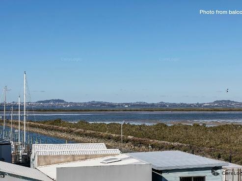 11K Clearwater Cove, West Harbour