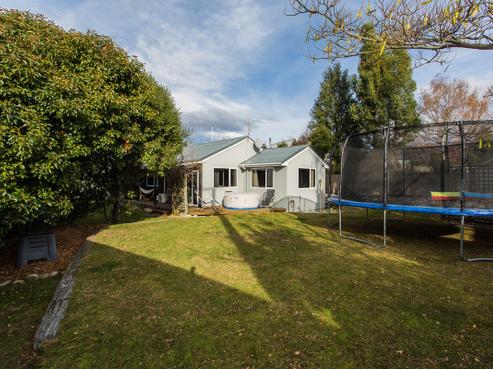 29 Alison Avenue, Albert Town
