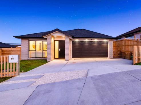 8E Crows Road, Swanson