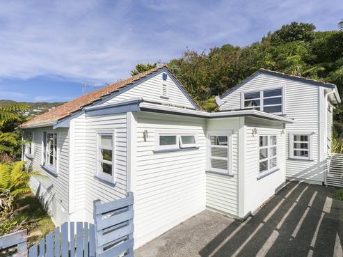 8 Darwin Street, Karori