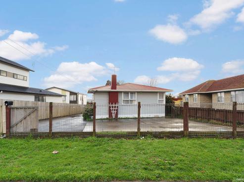 12 Flat Bush Road, Otara