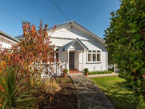 7 Eagle Street, Karori