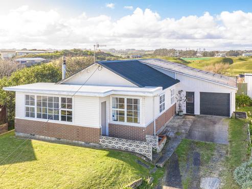 98 Cornfoot Street, Castlecliff
