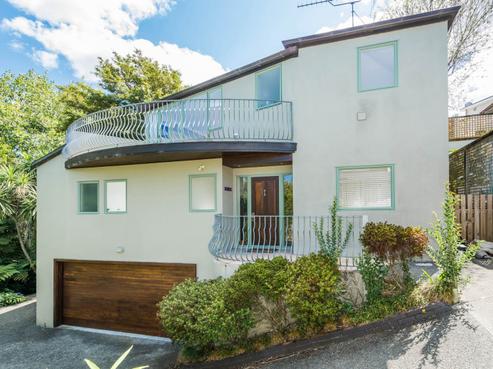 104B Beach Road, Castor Bay