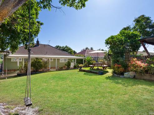 76 Barrys Road, Glendene