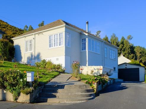 220 Hillingdon Street, Normanby
