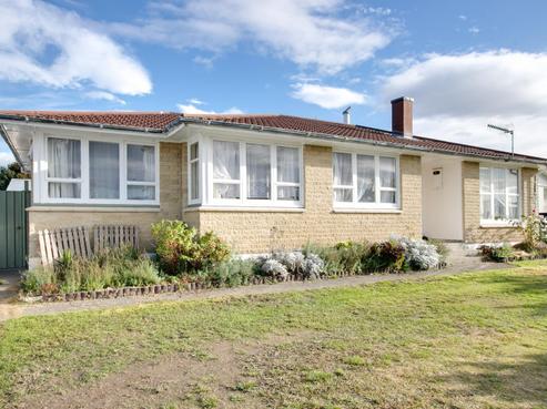 33 Neal Crescent, Onekawa