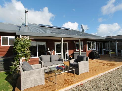 387 Frankley Road, Ferndale