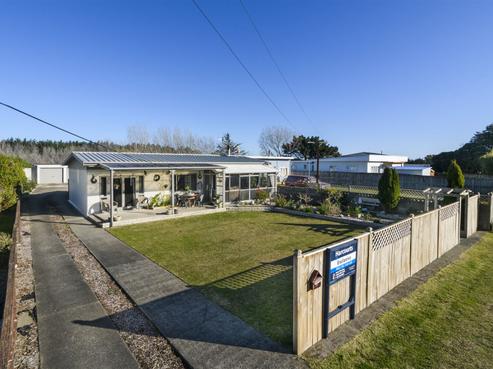 107 Koputara Road, Himatangi Beach