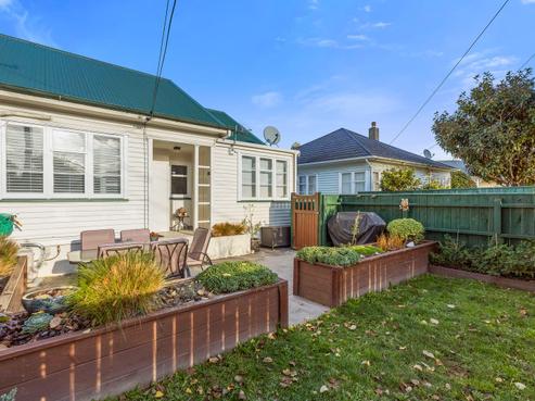 78 Naenae Road, Naenae