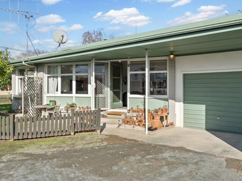 27A Vardon Road, Saint Andrews