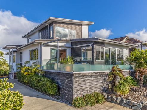 515 Whangaparaoa Road, Stanmore Bay