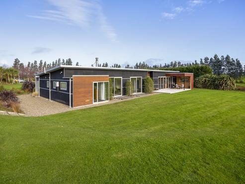 32 Aerodrome Road, Lorneville