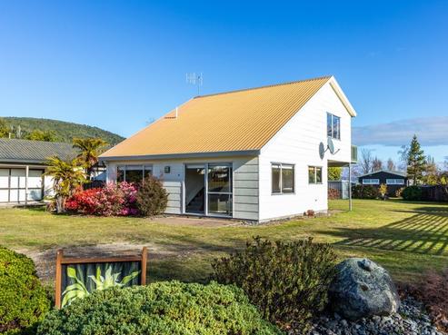 15 Susan Lane, Kinloch