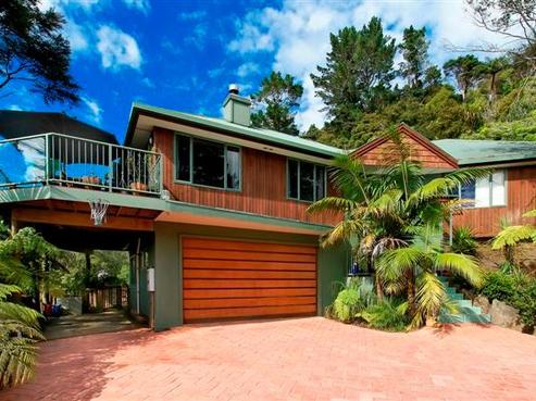 207 Carter Road, Titirangi