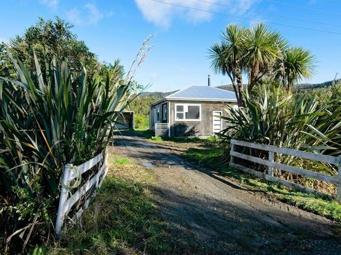 46 Gladstone Street, Seddonville