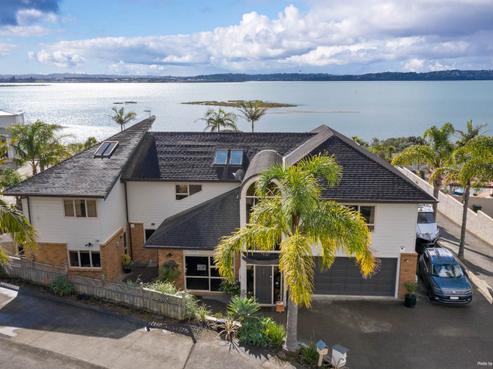 8 Capstan Court, Te Atatu Peninsula