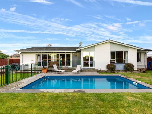 7 Amos Place, Shirley