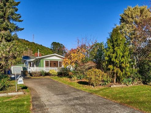 7 Black Beech Street, Birchville