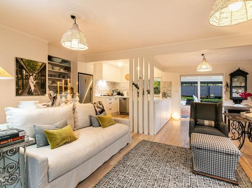 3 Alison Road, Surfdale