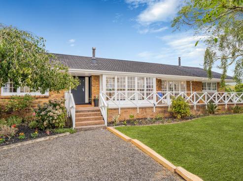 18 Gum Road, Henderson Valley