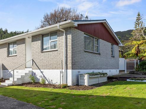 4A Helvetia Grove, Naenae