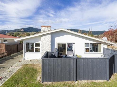 57 Marlowe Street, Stoke