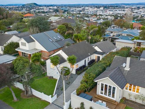 9 Te Kawa Road, One Tree Hill
