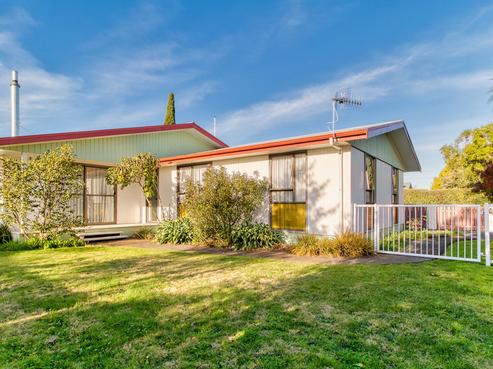 819 Cook Place, Raureka