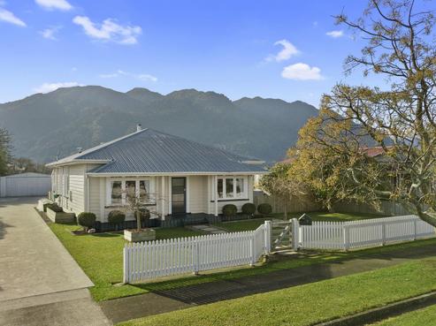 2 Islington Street, Te Aroha