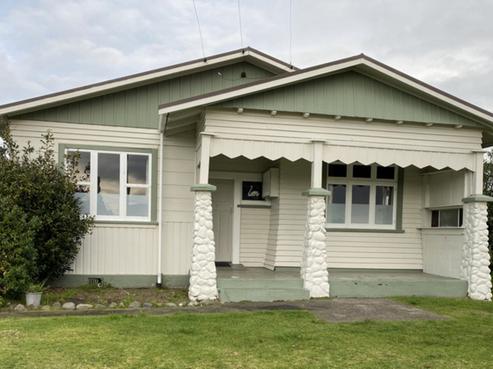 3 High Street West, Waitara