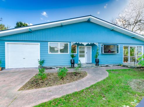 2 Greenaway Road, Waikanae