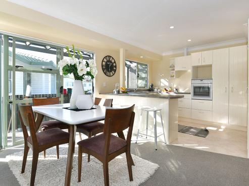2/12 Miro Street, Helensville