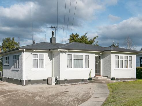 37 Hillcrest Street, Solway