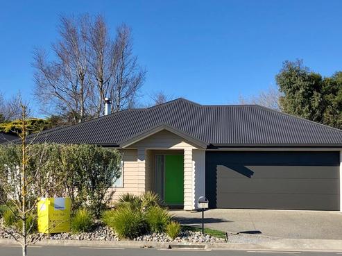 17 Ernest Place, Brightwater