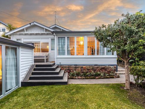 82 Nayland Street, Sumner