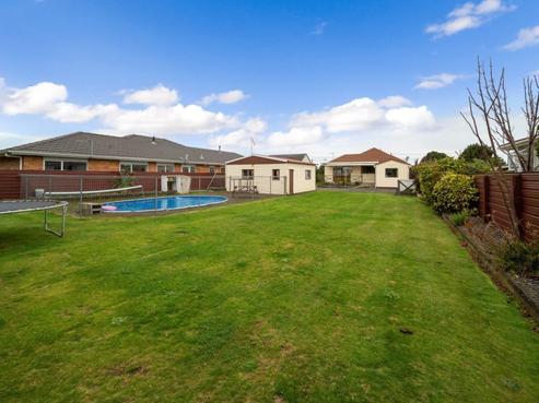 27 Vogel Street, Hawera