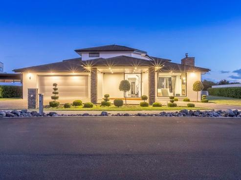 13 Durham Heights, Flagstaff