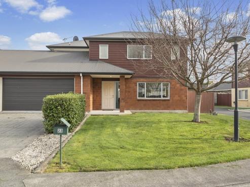 23 Rene Way, Huntington