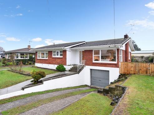 11 Springfield Crescent, Enderley