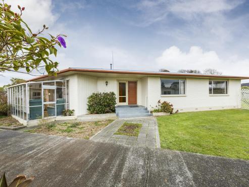 14 Suffolk Crescent, Feilding