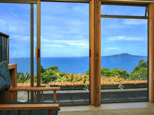 191 Beach Road, Castor Bay