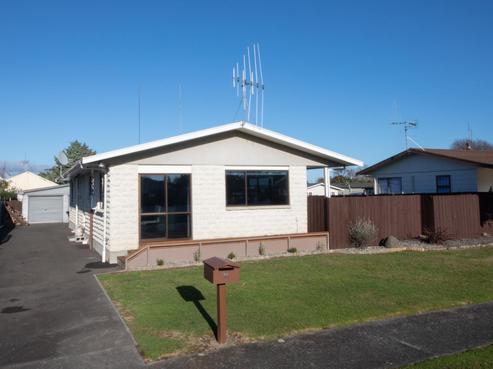 22 Ferndale Place, Feilding