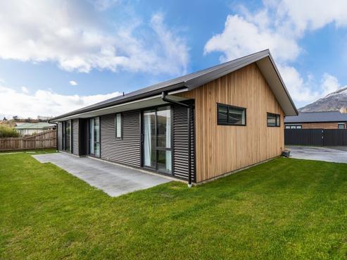 7 George Drive, Dalefield/Wakatipu Basin