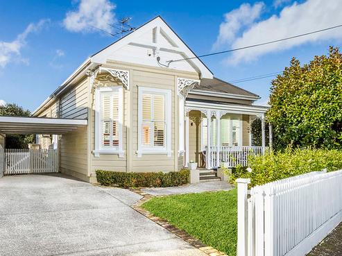 109 Queen Street, Northcote Point
