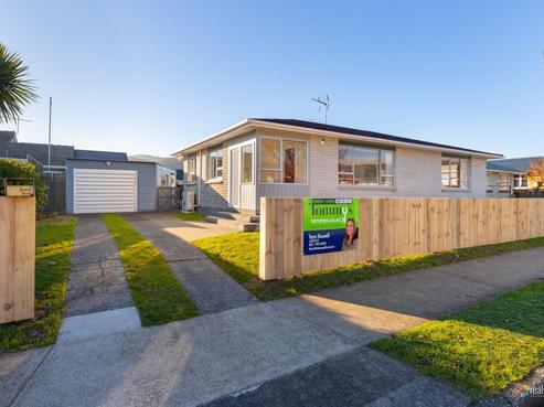 1A Joseph Grove, Elderslea