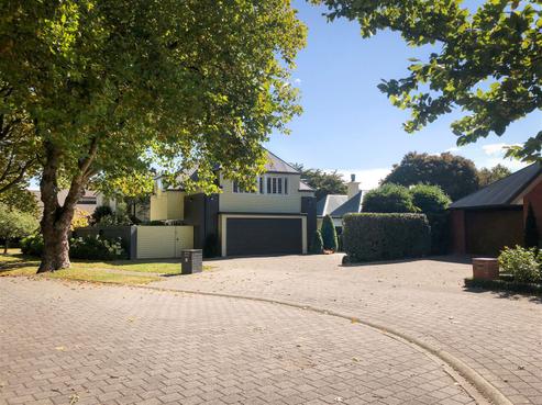 9 Grangewood Lane, Burnside