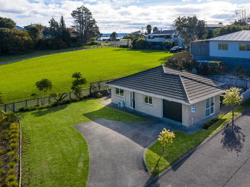 21B Bonita Avenue, Stanmore Bay